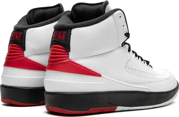 Air Jordan 2 Retro OG "Chicago 2022" sneakers - Image 3