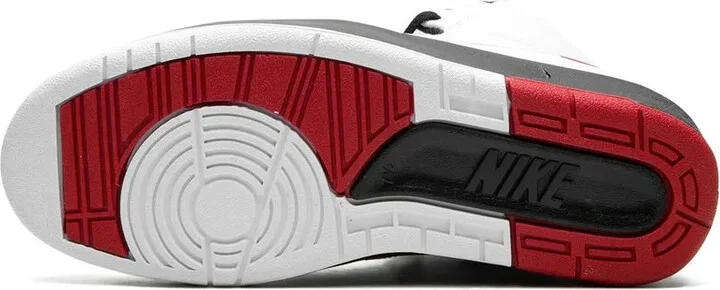 Air Jordan 2 Retro OG "Chicago 2022" sneakers - Image 4