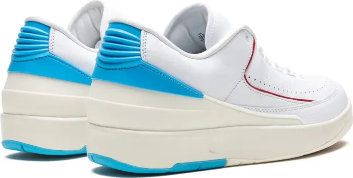 Air Jordan 2 "UNC To Chicago" sneakers - Image 4