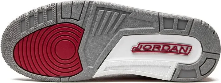 Air Jordan 3 "Cardinal" sneakers - Image 4