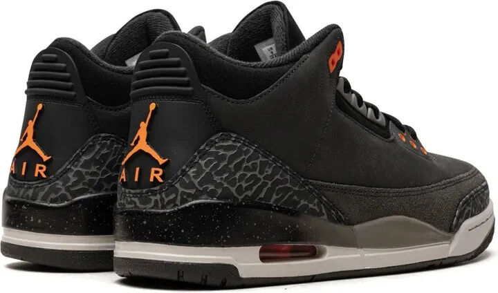 Air Jordan 3 "Fear (2023)" sneakers - Image 3