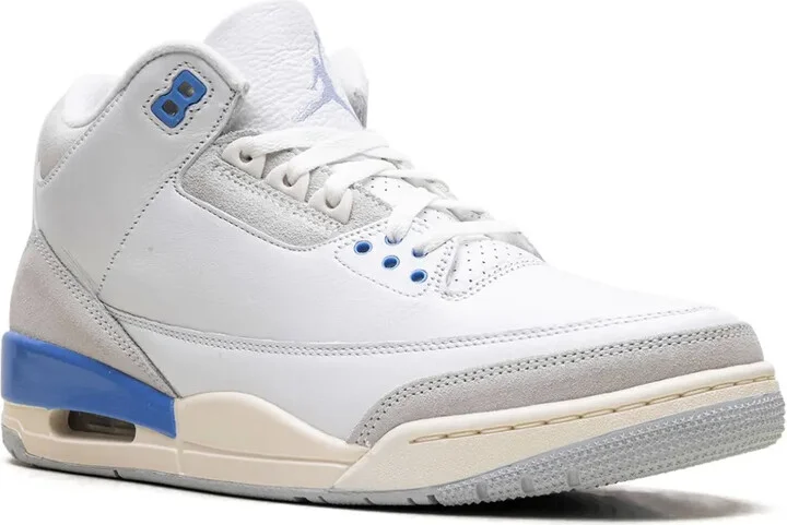 Air Jordan 3 "Lucky Shorts" sneakers - Image 2