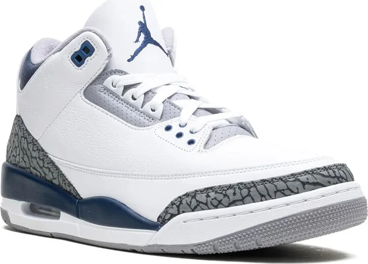 Air Jordan 3 "Midnight Navy" sneakers - Image 2