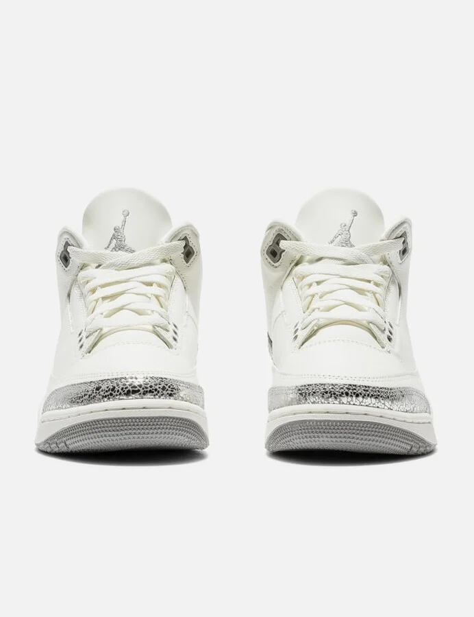 Air Jordan 3 Retro - Image 2