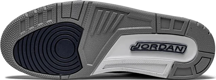 Air Jordan 3 Retro "Georgetown" sneakers - Image 4