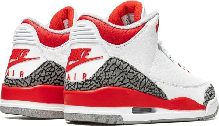 Air Jordan 3 Retro OG "Fire Red 2022" sneakers - Image 3