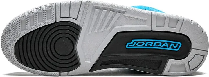 Air Jordan 3 Retro "Powder Blue" sneakers - Image 5