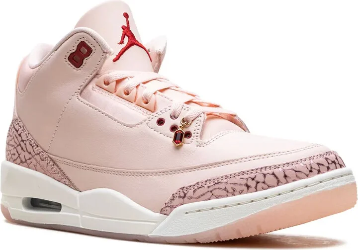 Air Jordan 3 "Valentine's Day" sneakers - Image 2