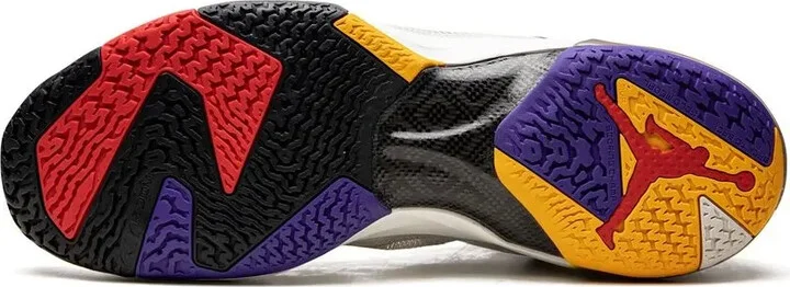 Air Jordan 37 "Beyond Borders" sneakers - Image 4