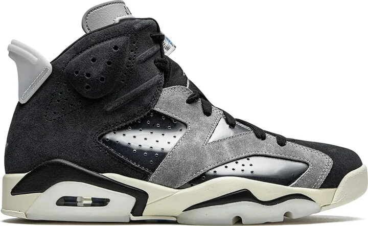 Air Jordan 6 Retro ''Tech Chrome'' sneakers