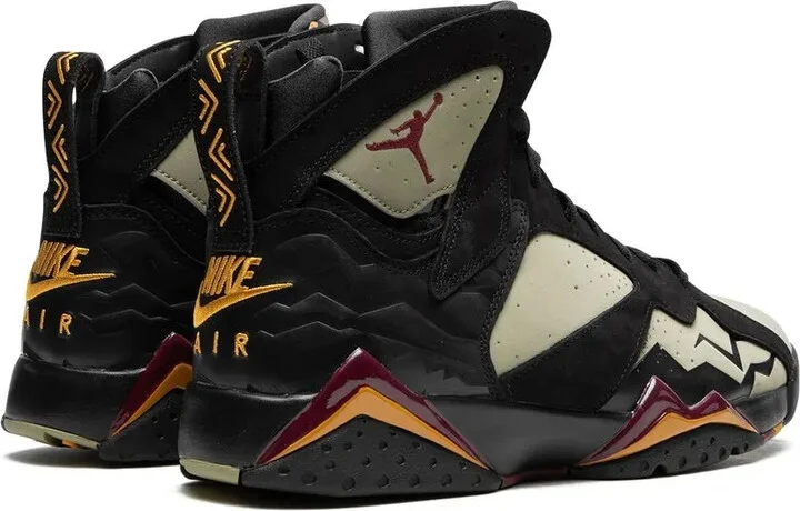 Air Jordan 7 SE "Black Olive" sneakers - Image 3