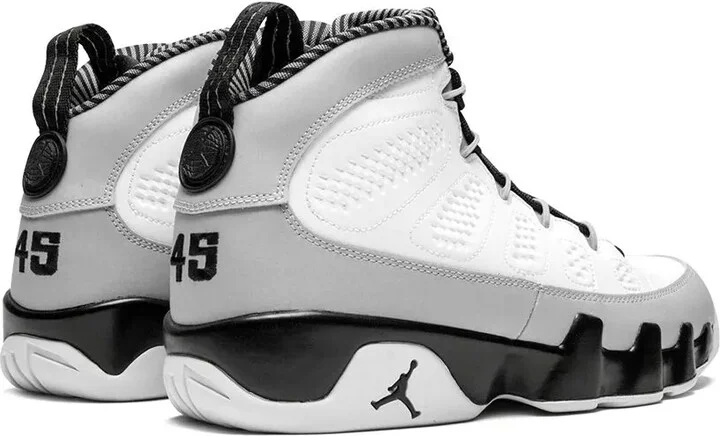 Air Jordan 9 Retro "Barons" sneakers - Image 3