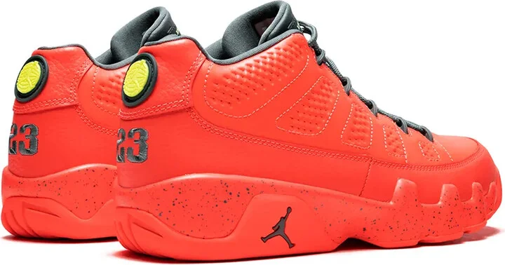 Air Jordan 9 Retro Low "Bright Mango" sneakers - Image 3