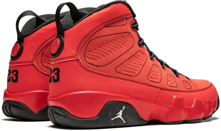 Air Jordan 9 Retro “Motorboat Jones” sneakers - Image 3