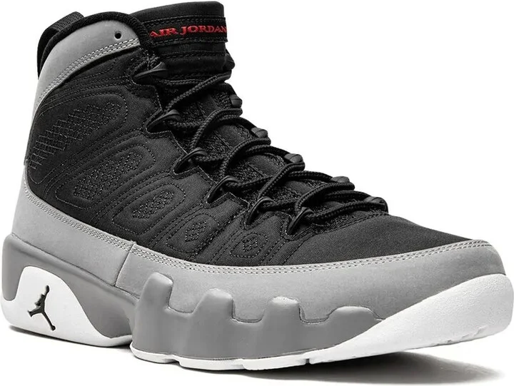 Air Jordan 9 Retro "Particle Grey" sneakers - Image 2