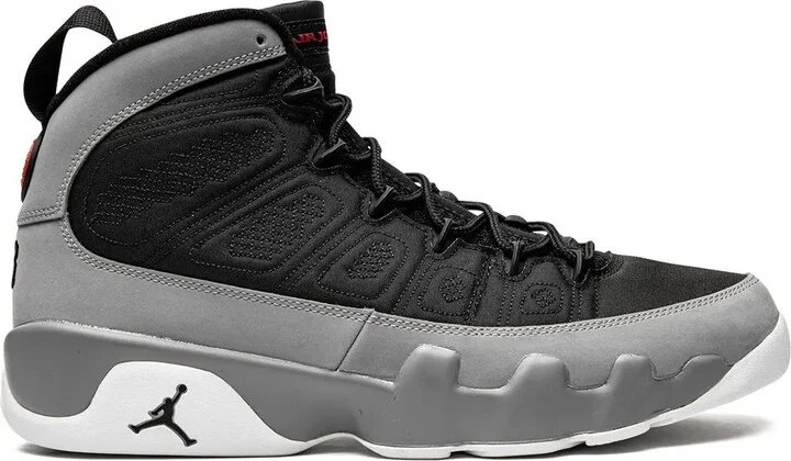 Air Jordan 9 Retro "Particle Grey" sneakers