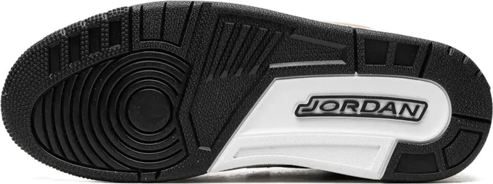 Air Jordan Legacy 312 Low "Black/Metallic Gold" sneakers - Image 4