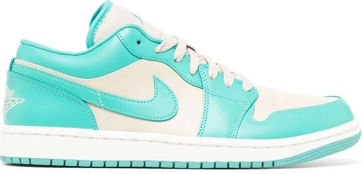 Air Jordan Low "Sanddrift/Washed Teal Sail" sneakers