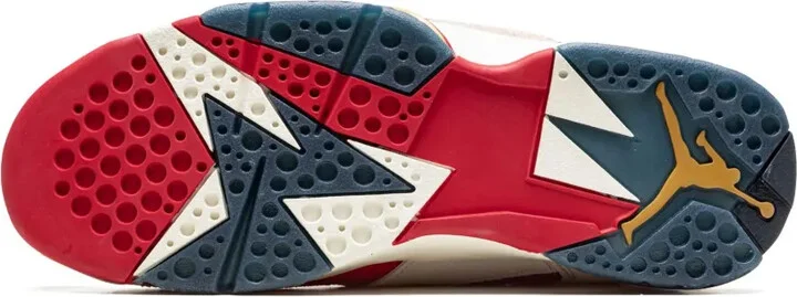 Air Jordan Retro 7 "Trophy Room" sneakers - Image 4