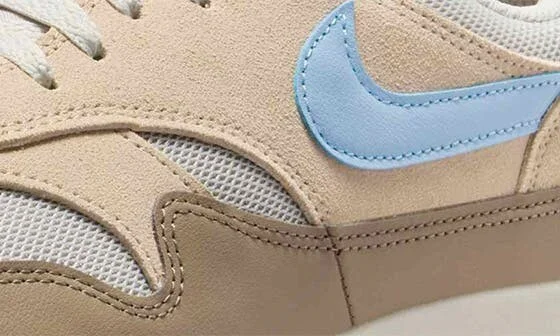 Air Max 1 Essential Sneaker - Image 9