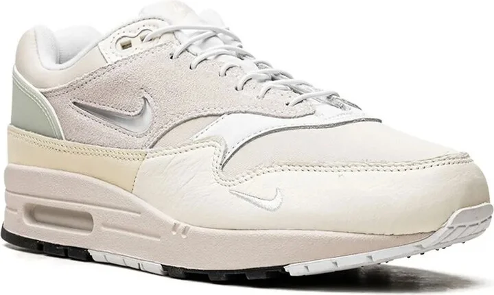 Air Max 1 "Hangul Day" sneakers - Image 2