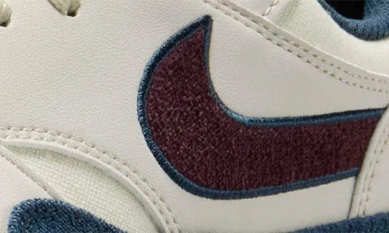 Air Max 1 Sneaker - Image 11