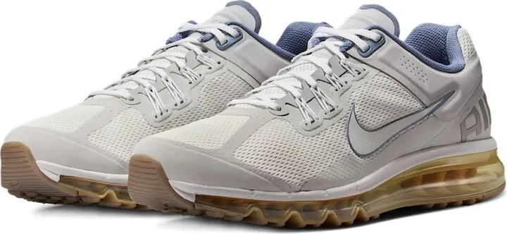 Air Max 2013 "Metallic Cool Grey/Metallic Dark Grey/Anthracite/Metallic Silver" sneakers - Image 2