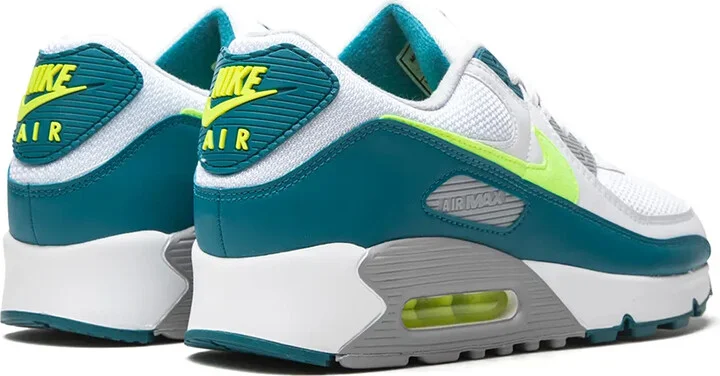 Air Max 90 "Spruce Lime" sneakers - Image 3