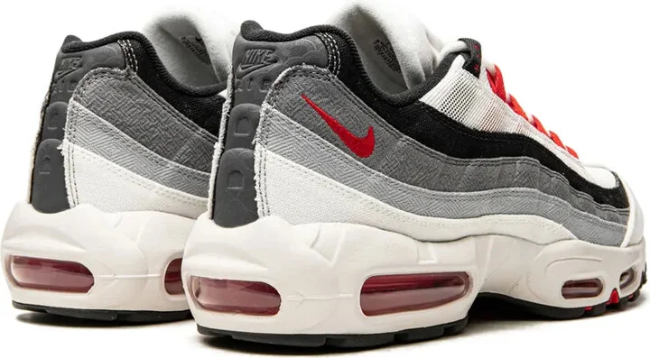 Air Max 95 QS "Japan Plum Blossom" sneakers - Image 3