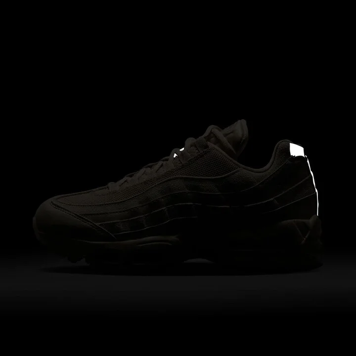 Air Max 95 Sneaker - Image 11