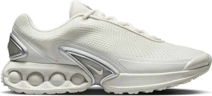 Air Max Dn Sneaker - Image 2