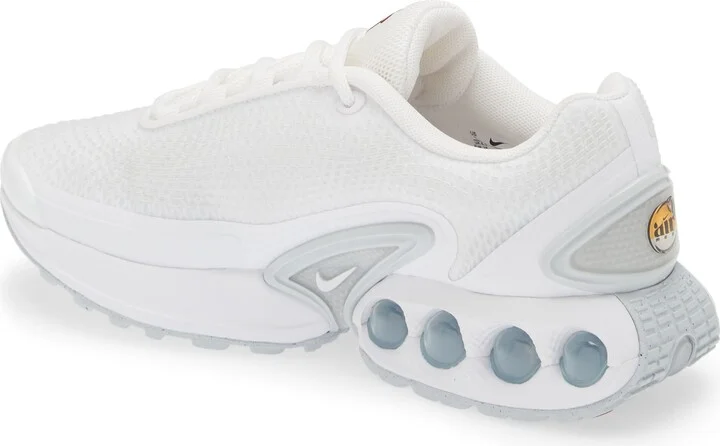 Air Max Dn Sneaker - Image 2