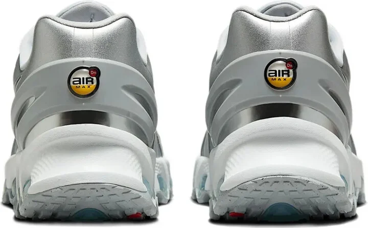 Air Max DN8 "Wolf Grey/Metallic Silver" sneakers - Image 3
