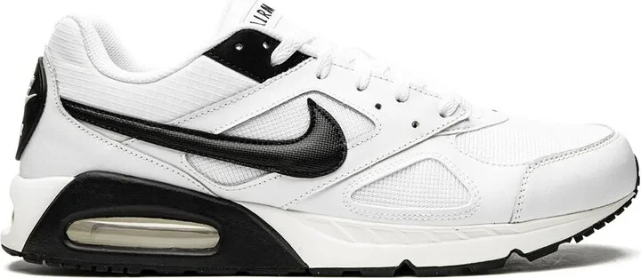 Air Max IVO sneakers