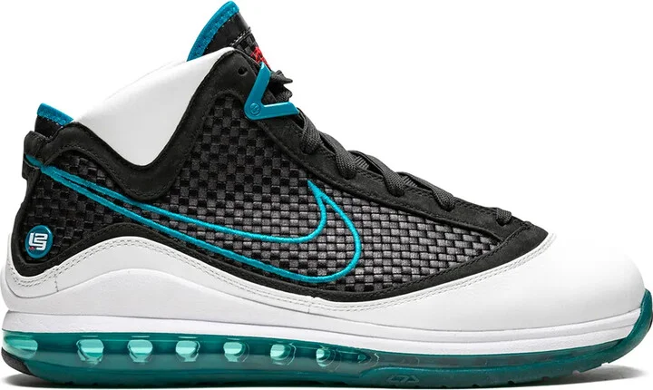 Air Max LeBron 7 NFW "Red Carpet" sneakers