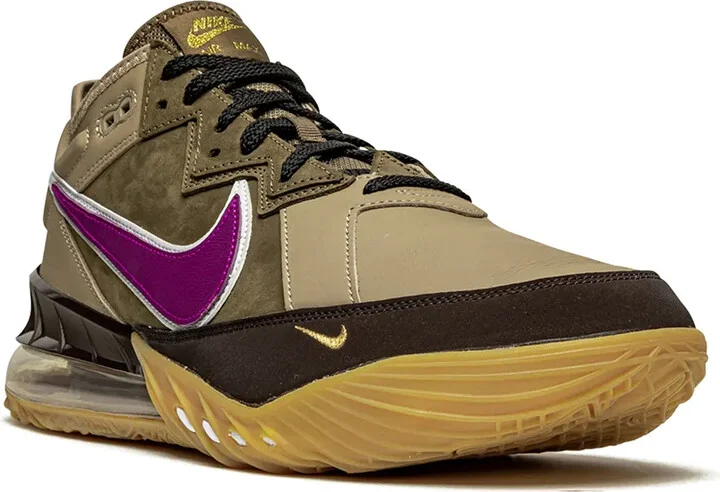 Air Max LeBron 7 QS "Christmas" sneakers - Image 2
