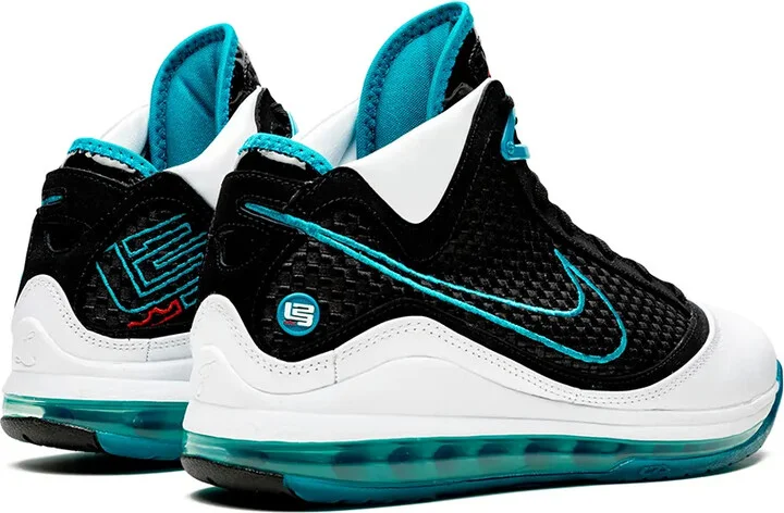 Air Max LeBron 7 QS "Red Carpet" sneakers - Image 3