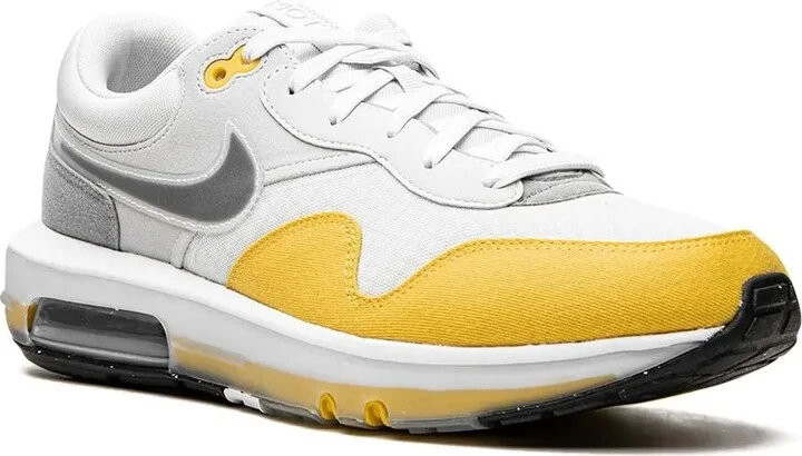 Air Max Motif "Photon Dust/Yellow" sneakers - Image 2