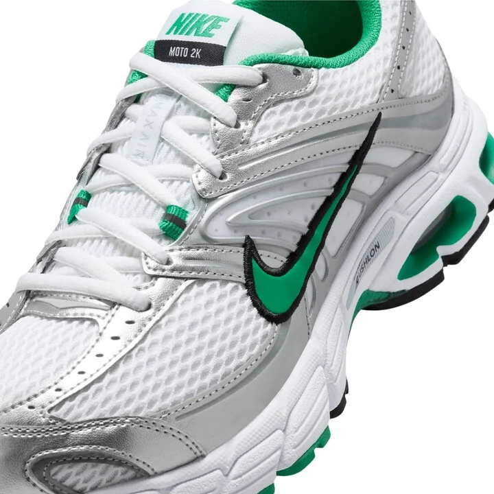 Air Max Moto 2K Sneaker - Image 9