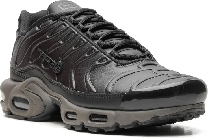 Air Max Plus "Black Tea/Petra Brown" sneakers - Image 2