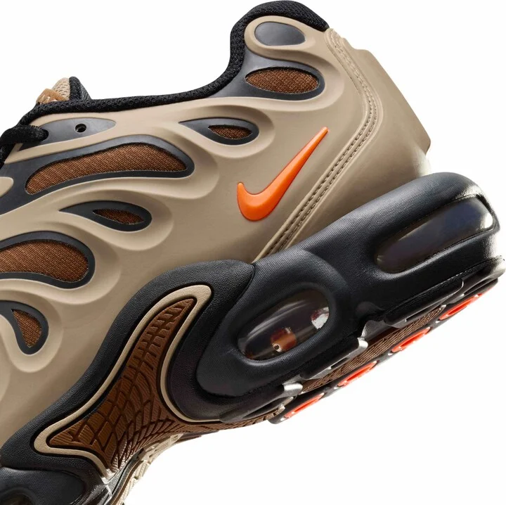 Air Max Plus Drift Sneaker - Image 7