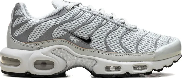 Air Max Plus "Light Silver" sneakers
