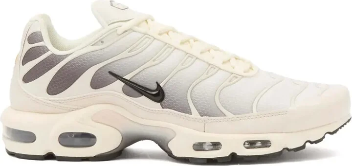 Air Max Plus sneakers