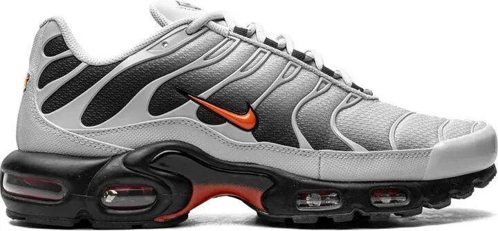 Air Max Plus "Wolf Grey Picante Red" sneakers