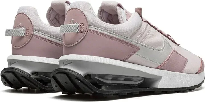 Air Max Pre-Day "Venice/Plum Fog" sneakers - Image 3