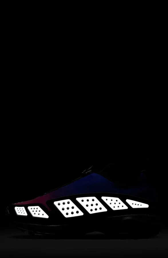 Air Max Sunder Sneaker - Image 8