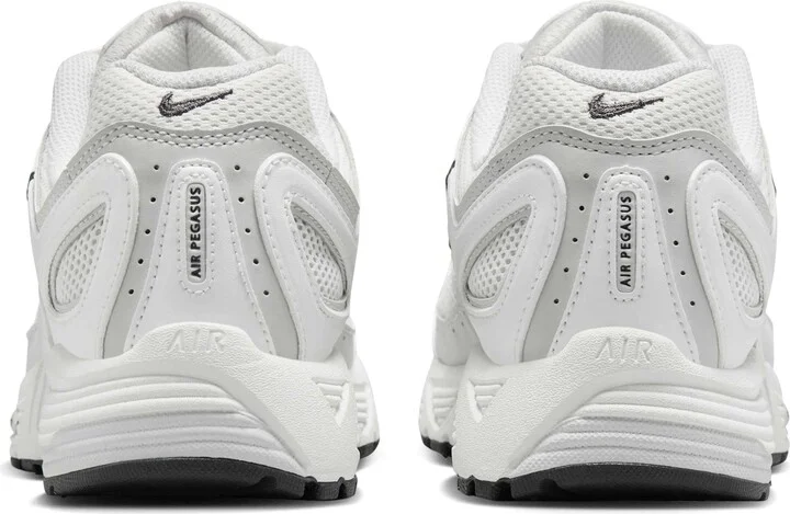 Air Pegasus 2005 Sneaker - Image 5