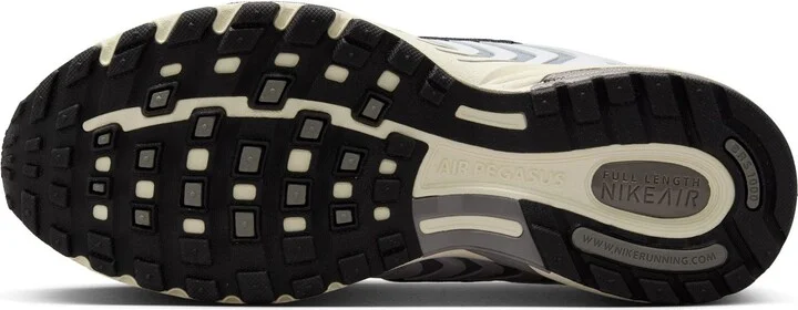 Air Pegasus 2005 Sneaker - Image 4