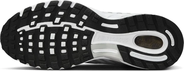 Air Pegasus 2005 Sneaker - Image 4