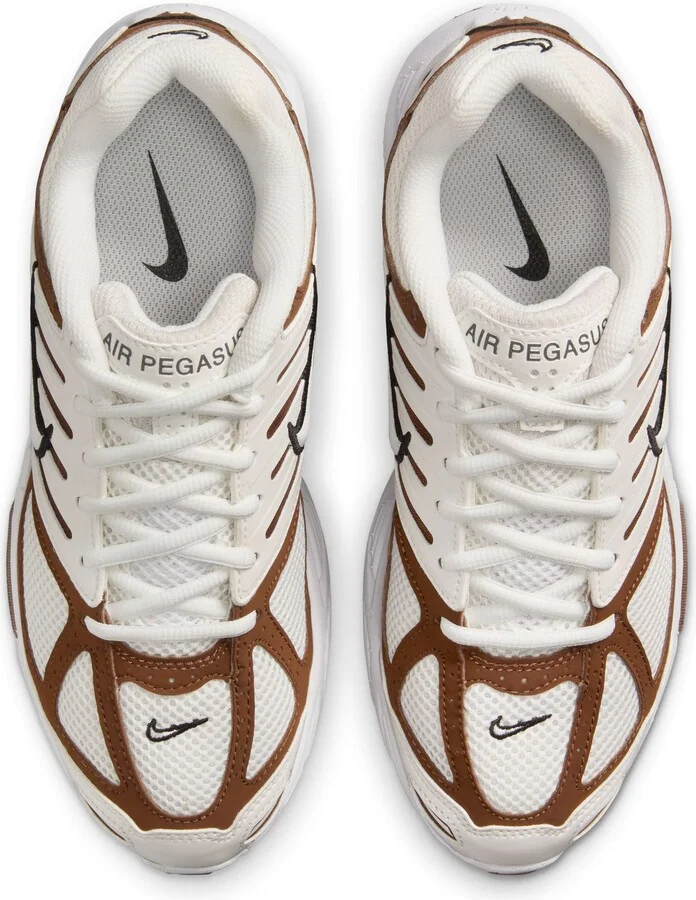 Air Pegasus 2005 Sneaker - Image 3